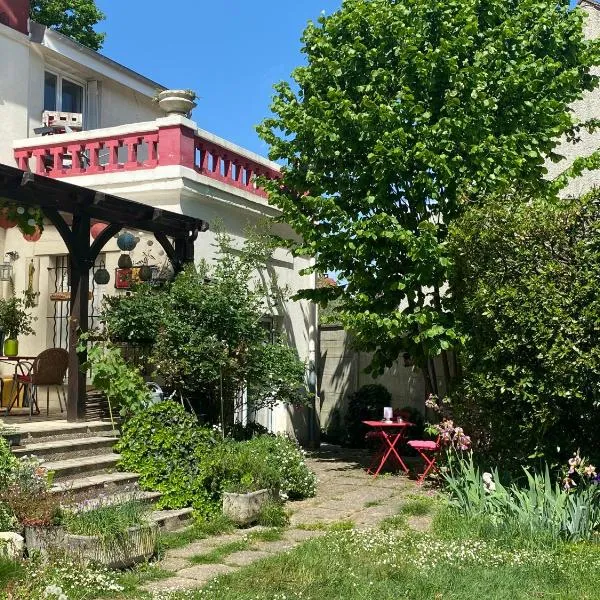 Les Charmettes chambre d hôtes indépendante, hotel in Villemoisson-sur-Orge