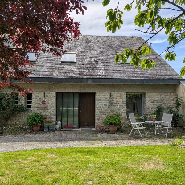 A l'ombre du Mont Saint Michel - Bed & Breakfast, Chambres d'hôtes, hotel in Huisnes-sur-Mer