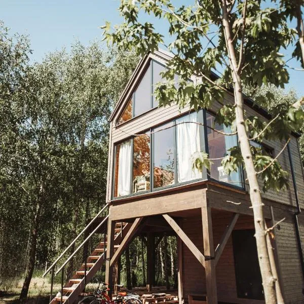 DRZEWOstan, ξενοδοχείο σε Niechorze