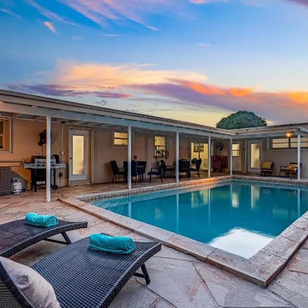 Gameroom Pool Fire Pit Bbq, hôtel à Pembroke Pines