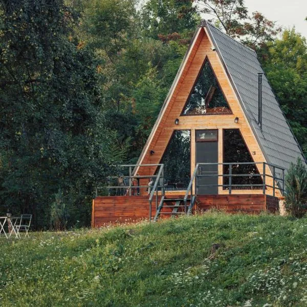 Casutele din Poienita, hotel in Comarnic