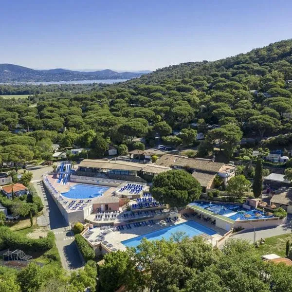 Mobil-Home Camping Parc Montana Gassin - Golfe de Saint-Tropez、ガッサンのホテル
