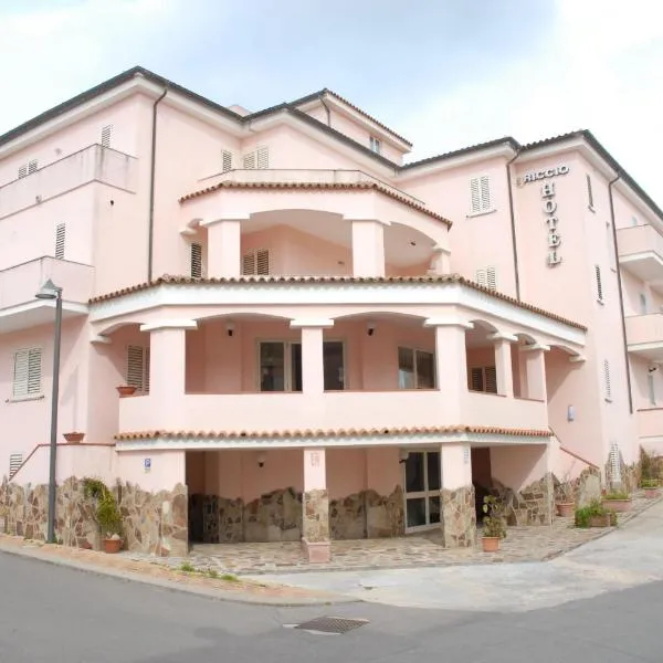 Riccio Hotel, hotel in La Maddalena