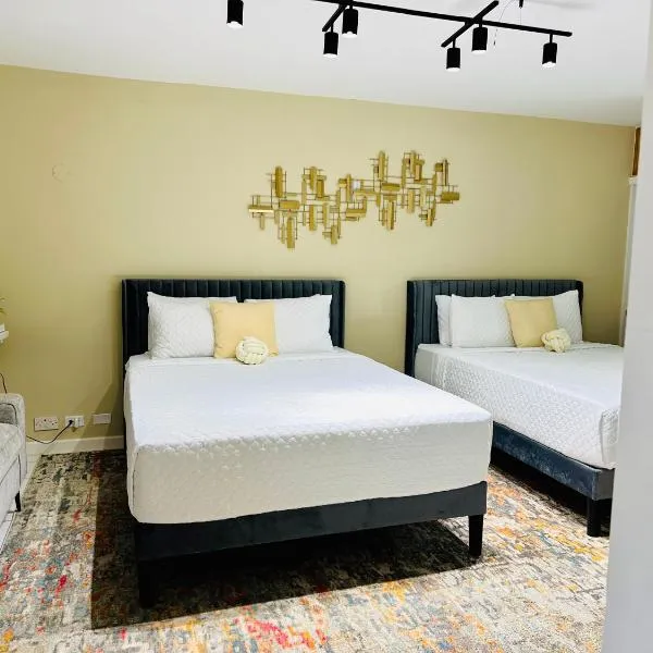 Falcon Breeze-Gated-Security-Airport Pickup Available, ξενοδοχείο στο Μοντέγκο Μπέυ