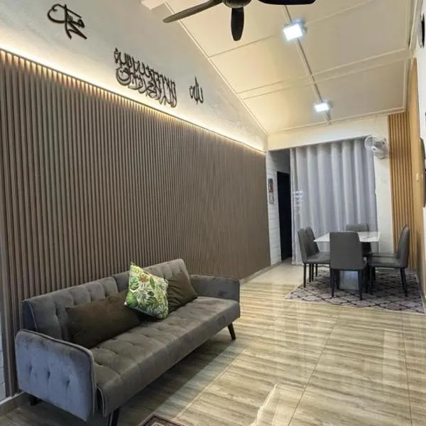 Homestay Mambau MALAY ONLY, ξενοδοχείο σε Σερεμπάν