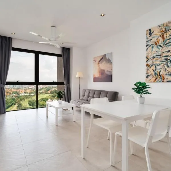 Lumi Tropicana Golf Course View, hotel i Petaling Jaya