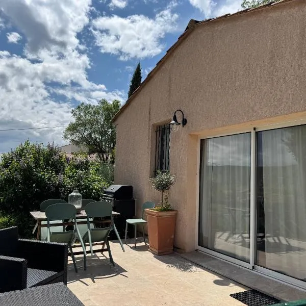 Maison de campagne, hôtel à Quinson
