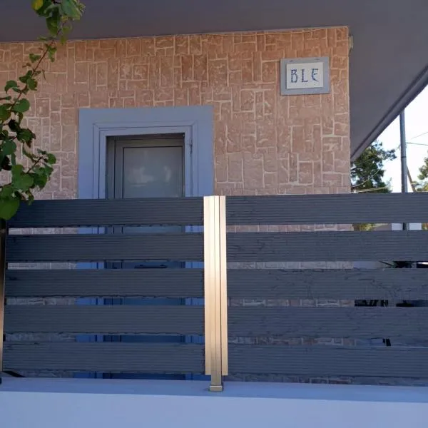 BLE apartments, hotel v destinaci Iraion