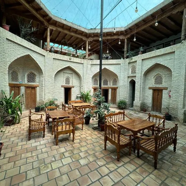 Aist Hotel Bukhara, Hotel in Buxoro