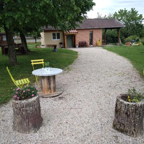 Gîte de la Rainette, Hotel in Revonnas
