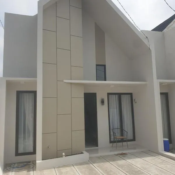 Adinda Syariah B 10 Paseban ke 3, hotel i Garut