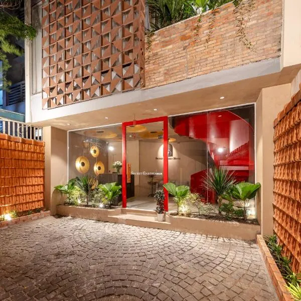 Secret Gar-den Hotel Phan Huy Ich, hotel in Ho Chi Minh City