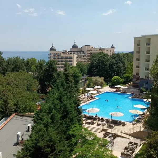 Apart Hotel Golden Line private apartments, hôtel aux Sables d'or