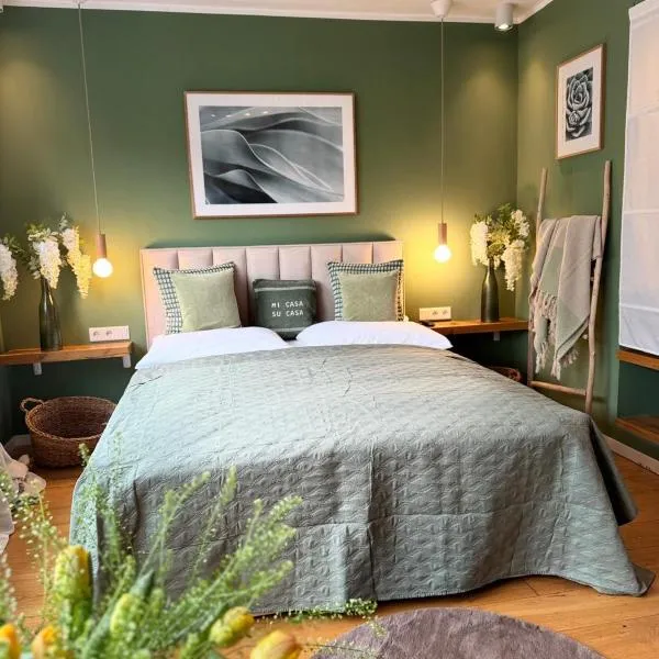 Nettes Appartment in Düsseldorf-Derendorf - stylisch + gemütlich, Hotel in Düsseldorf