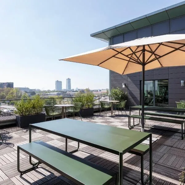 Novotel Paris Saint Denis Stade Basilique, hotel in Saint-Denis