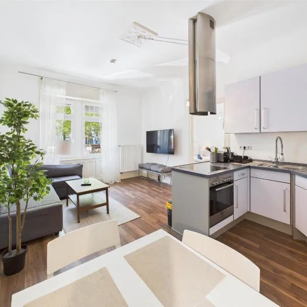 Zentrales Apartment im Westend I Küche I Balkon I für bis zu 4 Personen, hotel v destinaci Wiesbaden