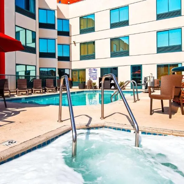 Viesnīca Best Western Plus Suites Hotel - Los Angeles LAX Airport pilsētā Inglvuda