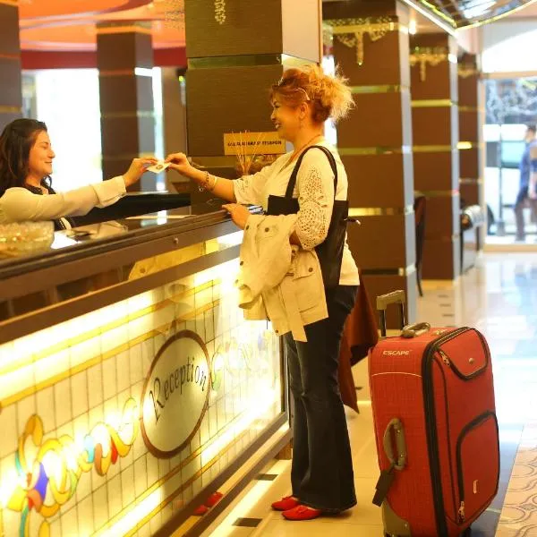 Sam My House Hotel，位于萨姆松的酒店