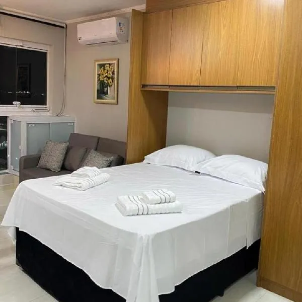 10 minutos do Aeroporto GRU, Ar Condicionado, vaga coberta, vista livre, hotel em Guarulhos
