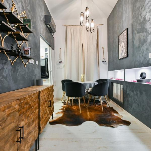 Luxory, Sofia
