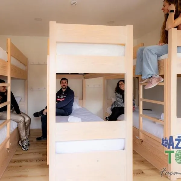 Hostel Casa São Pedro - Quarto 3, hotel in Angra do Heroísmo