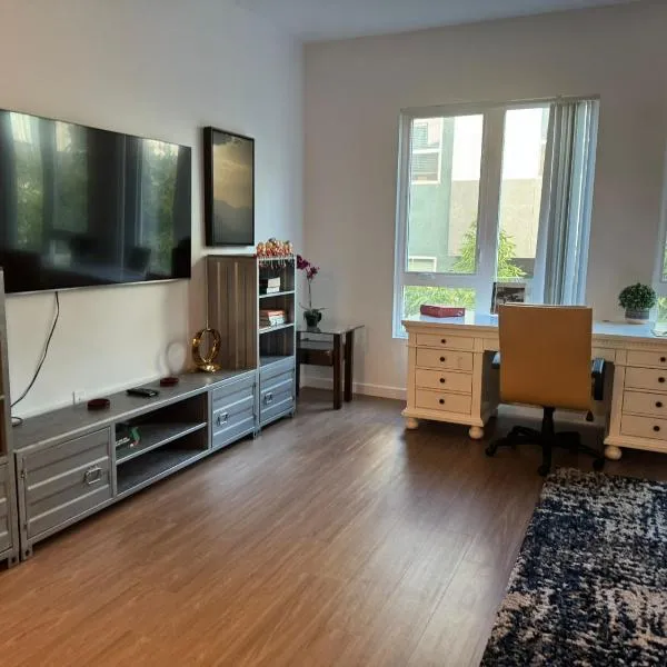 Art District Downtown Spacious Homes、ロサンゼルスのホテル