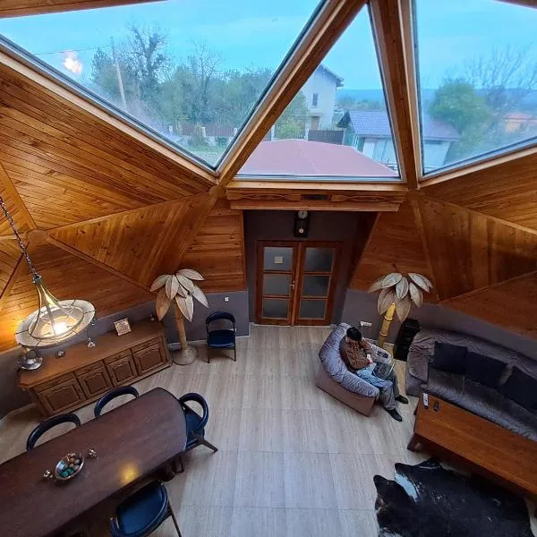 HOLIDAY VILLA''Dome Retreat'', Burgas area, hotel in Livada