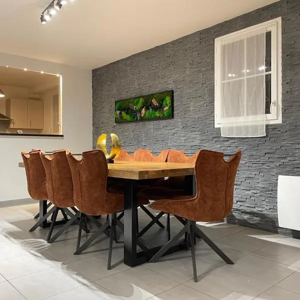 Luxury Villa&6 pers&Parking free, Hotel in Magny-le-Hongre