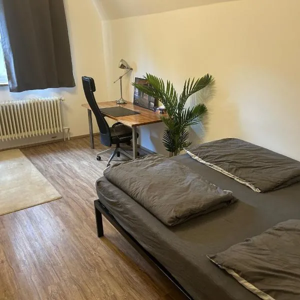 2 Zimmer Wohnung an der Isar, hotel in Munich