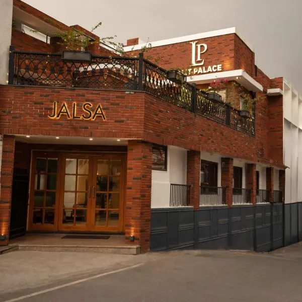 Hotel Lalit Palace, hotel i Dehradun