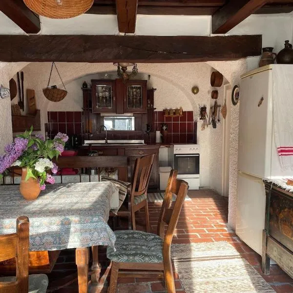 Tulipános Láda Vendégház, ξενοδοχείο σε Pula