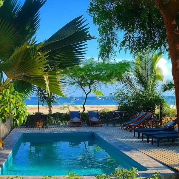 Muelle Viejo Bungalows, ξενοδοχείο σε Los Órganos