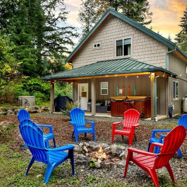 2 Kings, Fire Pit, Gameroom, EV charger, Dogs OK!, ξενοδοχείο σε Glacier