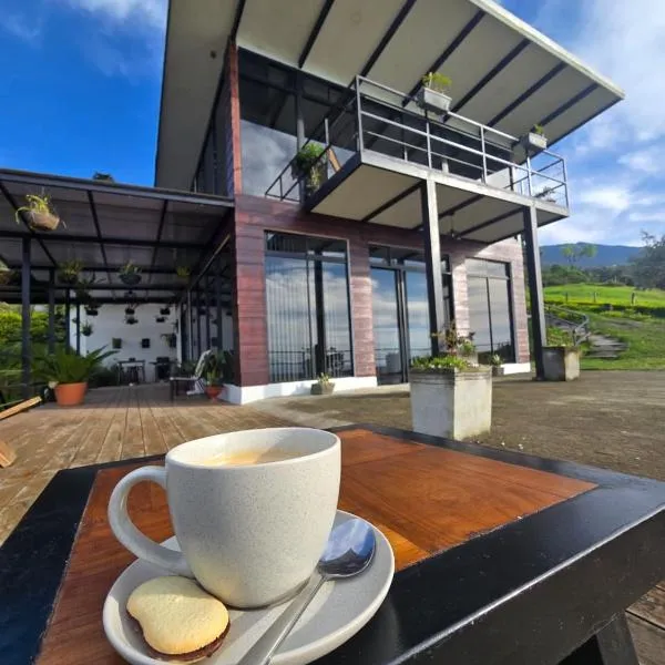 Loft con hermosas vistas y Volcán Turrialba, Hotel in Turrialba