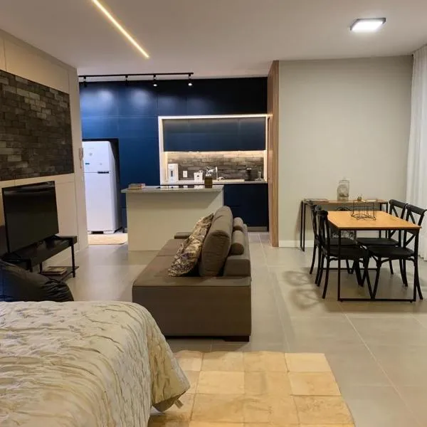 Top Vision Tower 15 e 2 vagas，位于弗洛里亚诺波利斯的酒店
