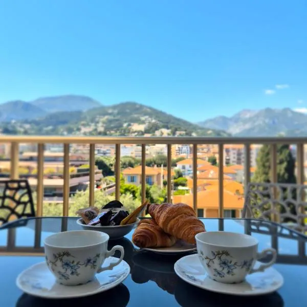 Studio Les Ligures，位于罗克布吕讷-卡普马丹的酒店