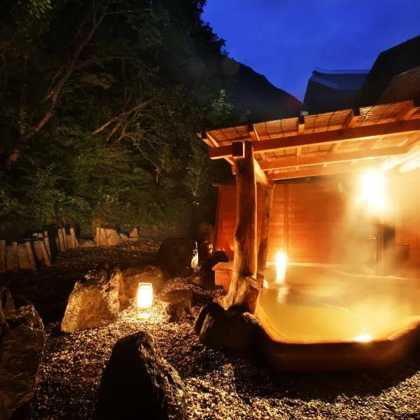 Hotel Kunitomi Suisennkaku, hotel v destinácii Itoigawa