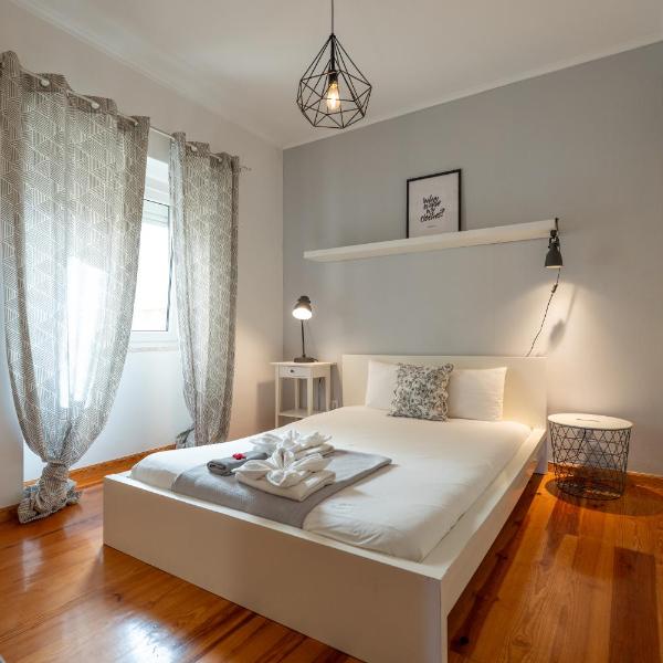 Apartment with amazing view Santana, Лиссабон