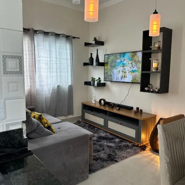 linda casa alugo diaria ou mensal para empresa, hotel in Governador Valadares