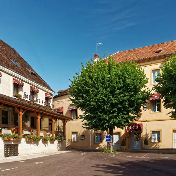 Logis Des Trois Maures, Hotel in Couches