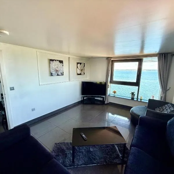 Ocean Park Apartments - Oceanfront - Free Parking and Fast WiFi, hotel a Edimburgo