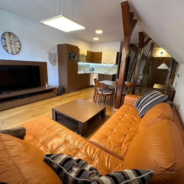APARTMÁN MEZONET DONOVALY Plesnivec, hotel v Donovalech