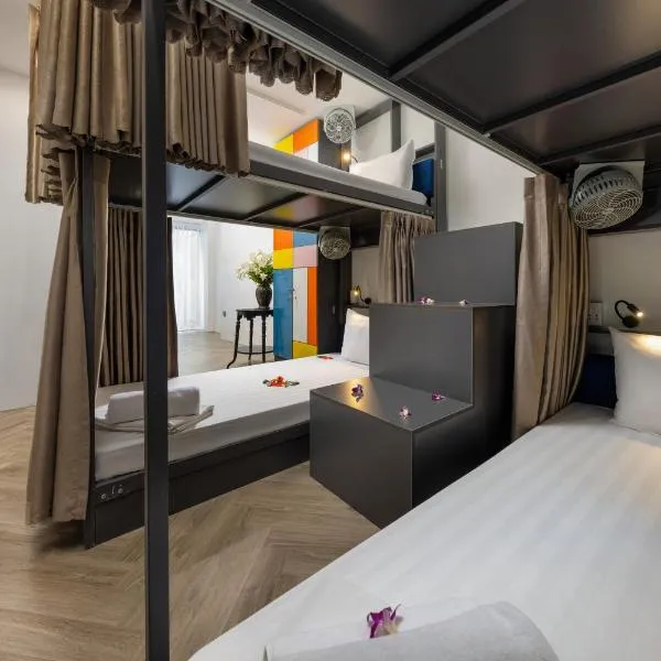 Ja Costa Hostel, hotel in Hanoi