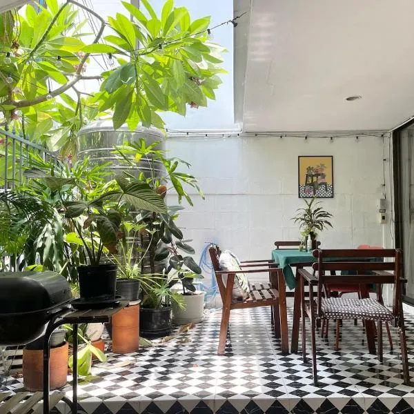 Pannarai's House, hotel v destinaci Bangkok