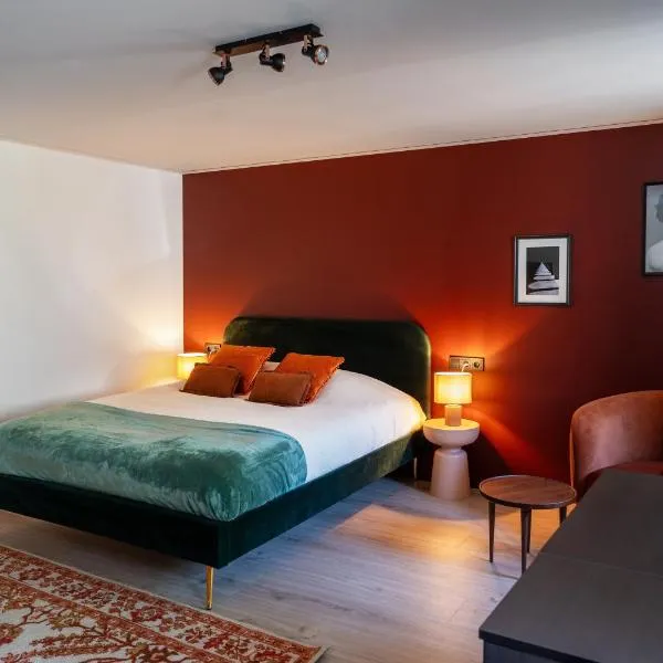 Core - Corporate Studios by Weeklyflex, hotel en Strassen