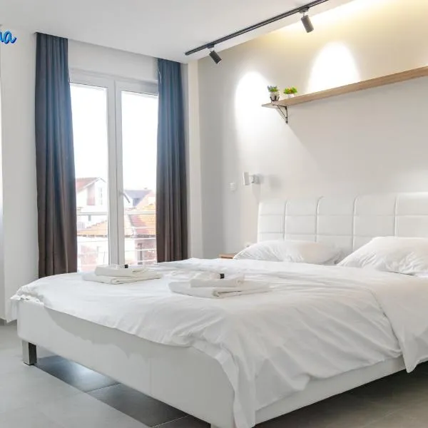 Apartments Joana, מלון באוכריד