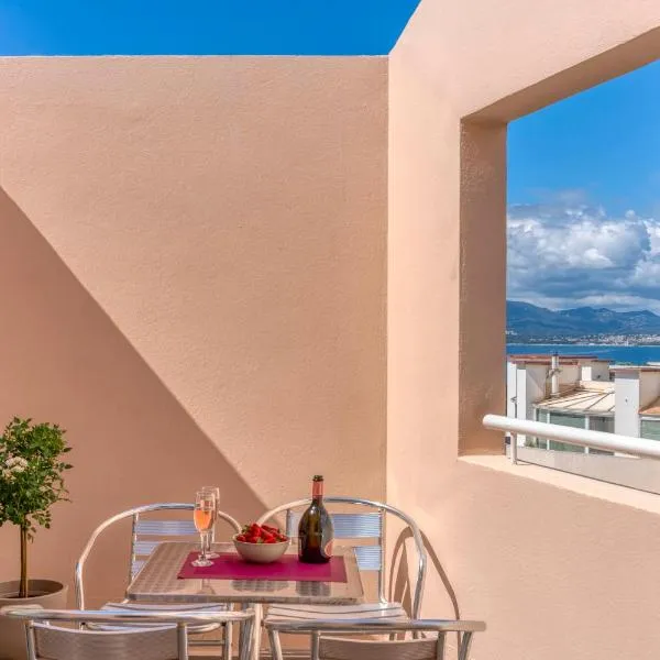 Duplex centre de Cannes - terrasse, sunset & pool, hotel in Cannes