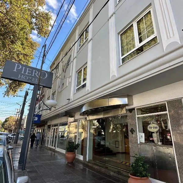 Hotel Piero, ξενοδοχείο σε Villa Mercedes