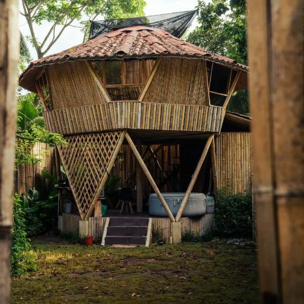 Bambuk Bio Chalet Uvita Beach Front, Hotel in Uvita