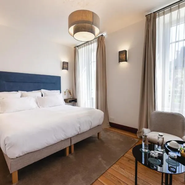Villa Lorenzo Chambres & Restaurant Barcelonnette Hotel, hotel v destinaci Barcelonnette